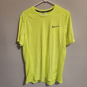 NIKE running tshirt